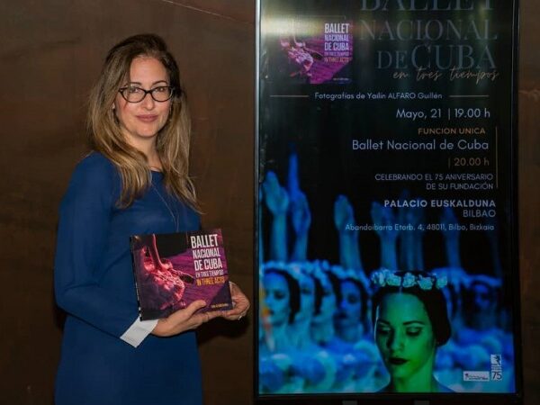 Presentan en Bilbao libro de fotografías sobre el Ballet Nacional de Cuba