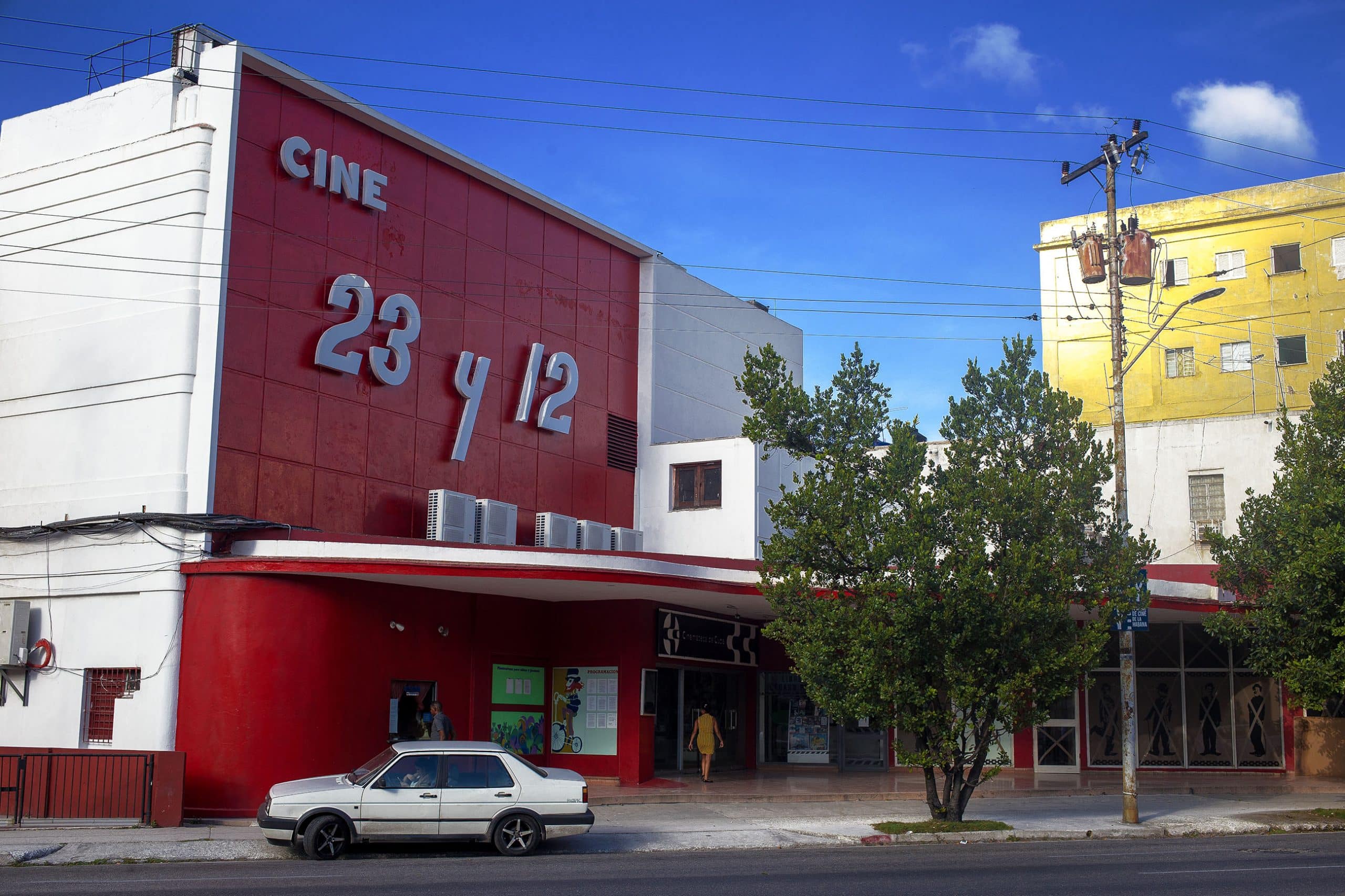 Presentan la mayor exhibición de la filmografía de Elvis Presley en Cuba