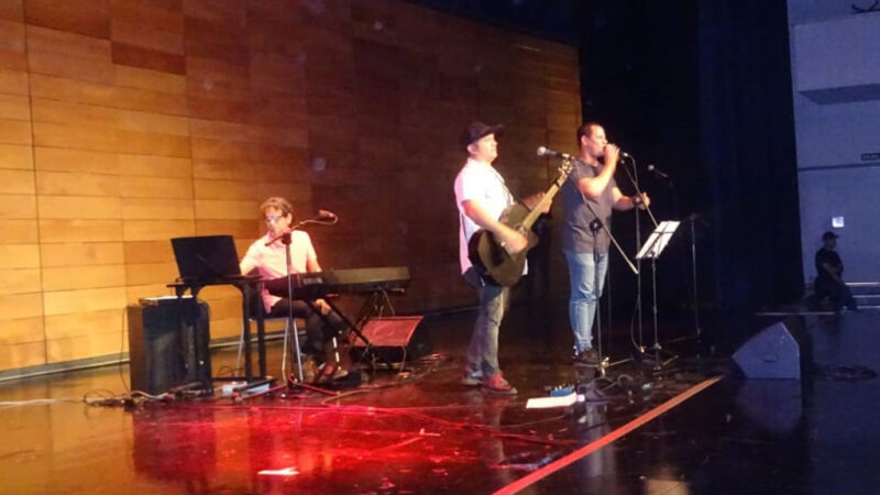 Música, ovaciones, Buena Fe de Cuba en Madrid