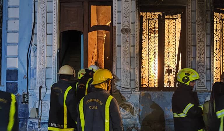 Presidente de Cuba lamenta muertes por incendio en La Habana