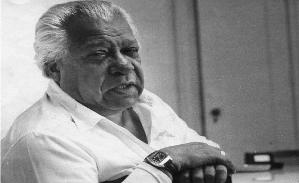 Espacio El Libro del Mes en Cuba evoca al poeta Nicolás Guillén