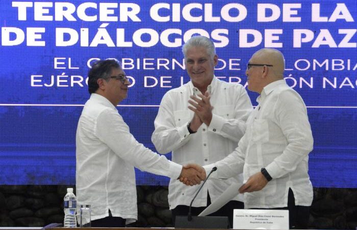 En la capital de la paz, un cese al fuego histórico