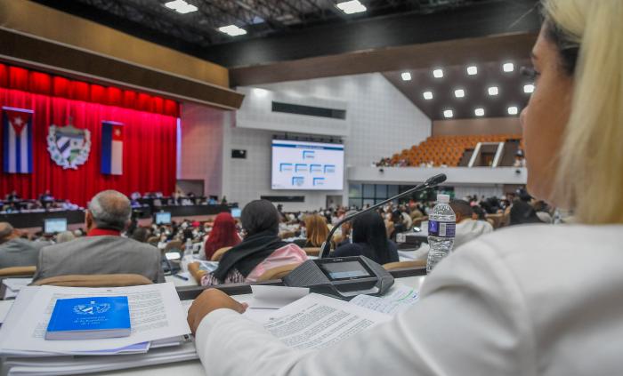 Continúa I Período Ordinario de Sesiones del Parlamento cubano