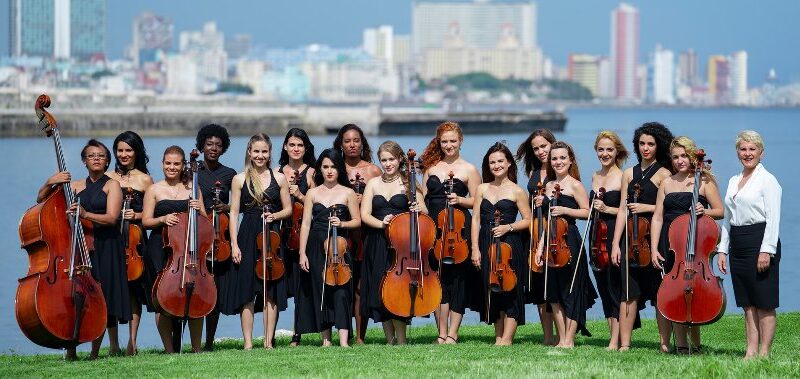 Compartirán escenario Camerata Romeu y violinista alemán Andreas Neufeld