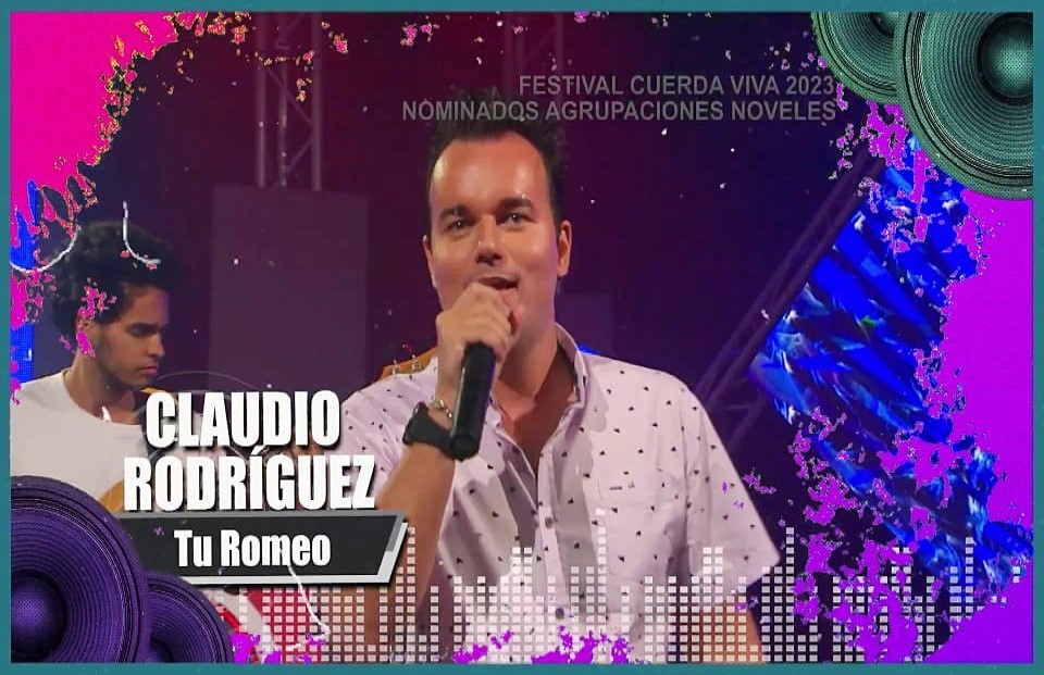 Aplausos para el joven cantante cubano Claudio Rodríguez