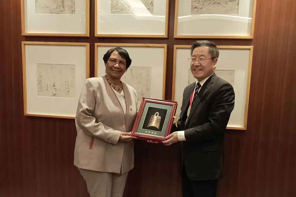 Cuba pondera desde China rol de la educación en desarrollo sostenible