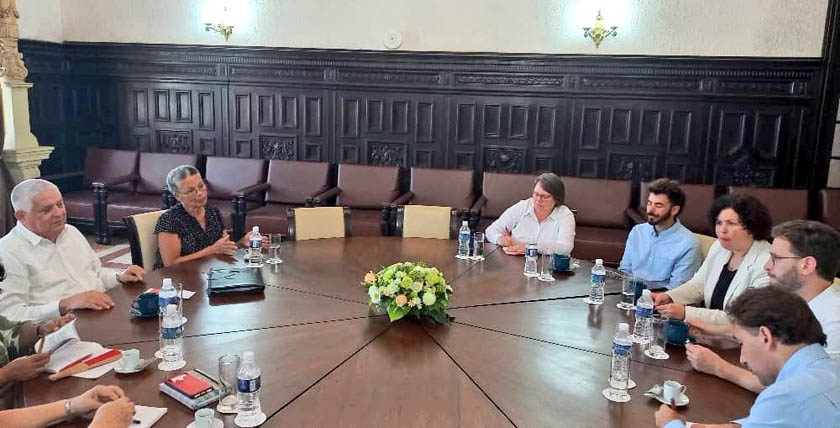 Parlamentario de Cuba recibió a dirigente partidista alemán