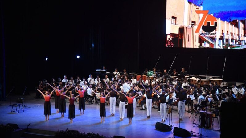Espectáculo cultural homenajeó aniversario 70 del asalto al cuartel Moncada