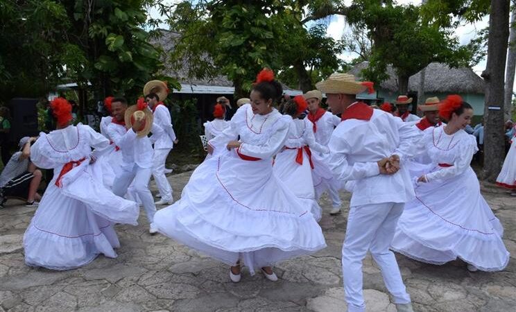 Jornada Cucalambeana palpita en el oriente de Cuba