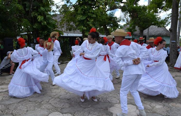Jornada Cucalambeana palpita en el oriente de Cuba