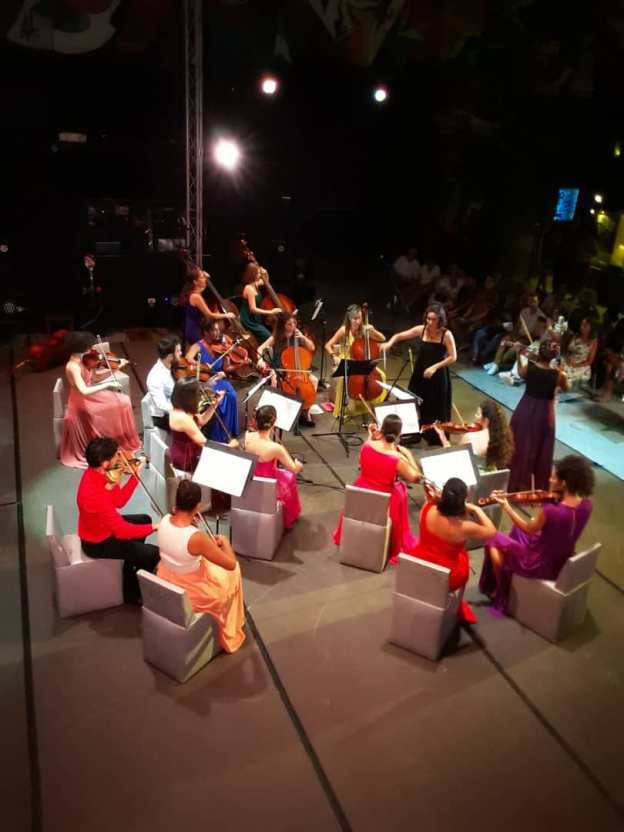 Dúos junto a la Orquesta de Cámara de La Habana en concierto