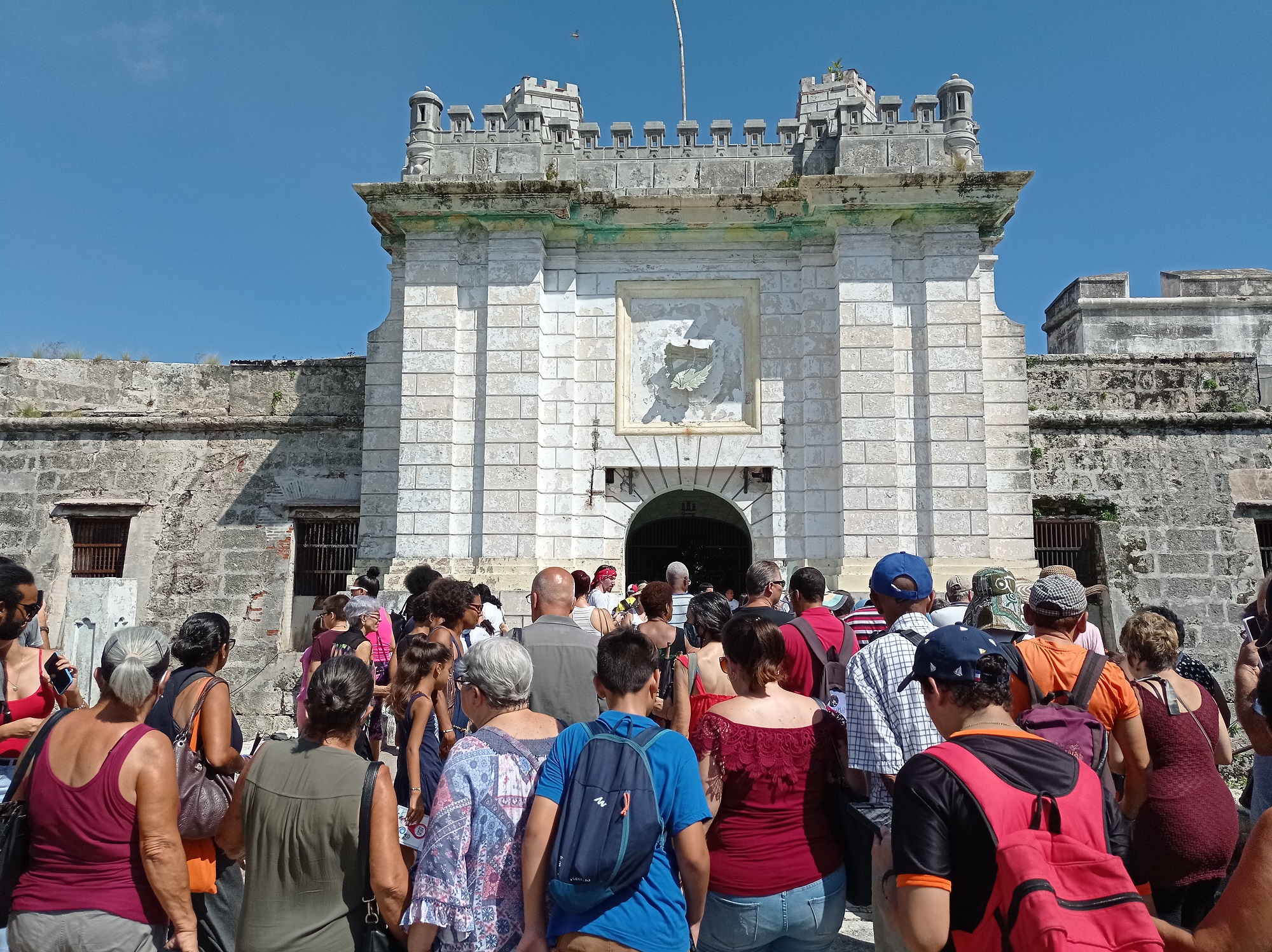 Andar por el Castillo del Príncipe