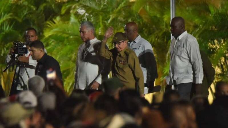 Presiden Raúl Castro  y Díaz-Canel acto central por aniversario 70 del Moncada