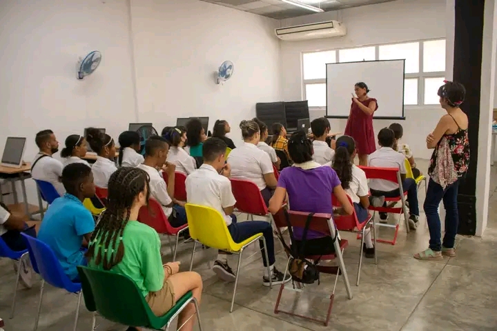 Centro a+ espacios adolescentes invita a sus talleres de verano