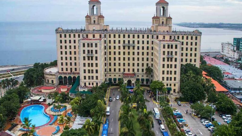 Hotel Nacional de Cuba respalda recuperación turística