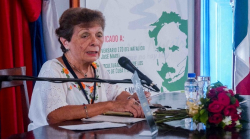 El jubileo de Letras Cubanas con Francisca López Civeira