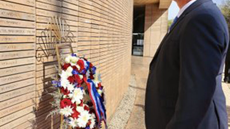 Homenajea Díaz-Canel a internacionalistas cubanos en Sudáfrica