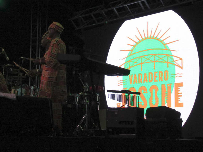 Público joven disfruta Varadero Josone como destino musical