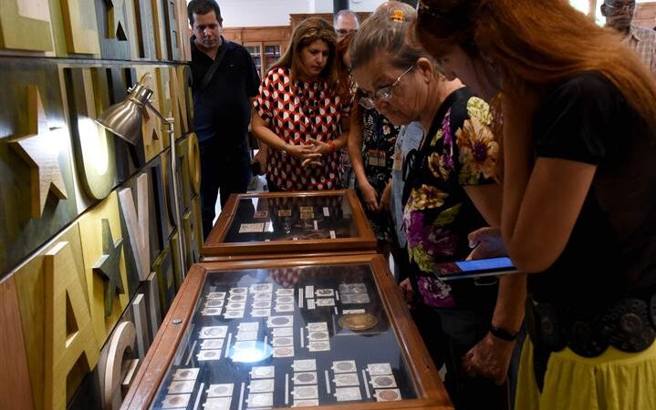 Exposición Numismática homenajea a Fidel Castro