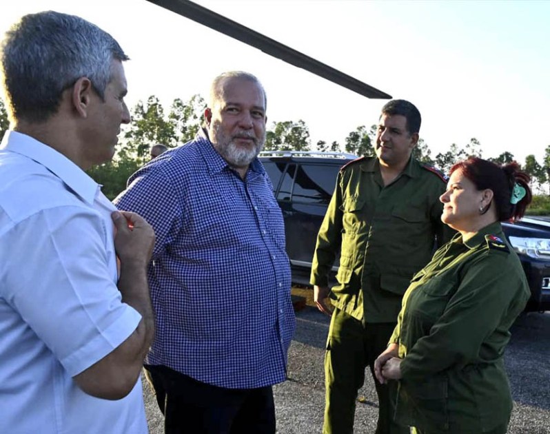 Pondera Primer Ministro experiencias y preparación del pueblo de Pinar del Río