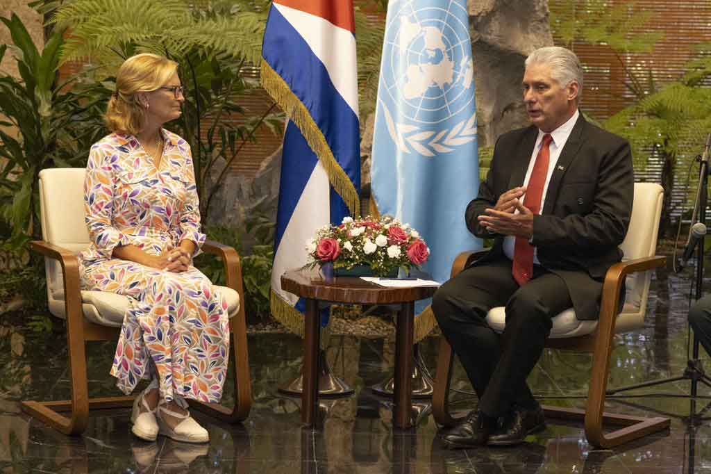 Presidente de Cuba sostiene reunión con secretaria de la UIT
