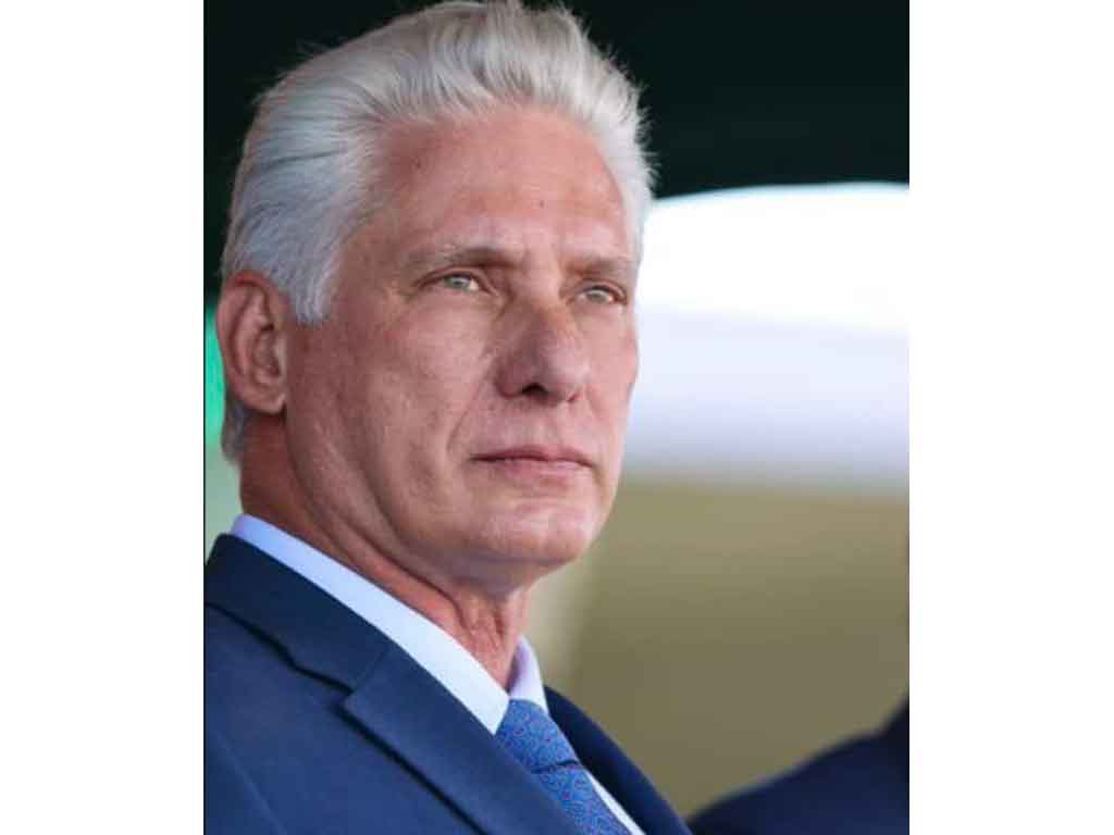 Presidente cubano supera estado viral y reanuda sus funciones