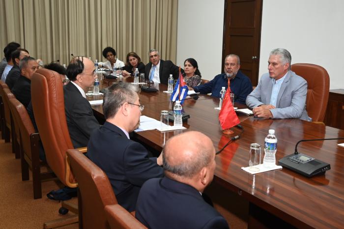 Reconoce Díaz-Canel relaciones de Cuba y China en la biotecnología