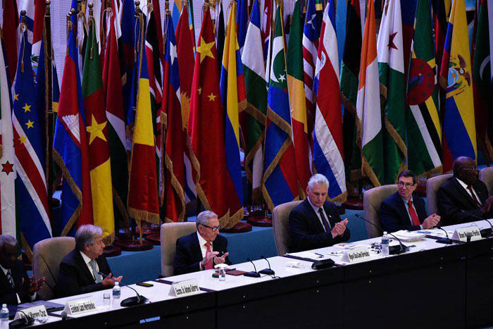Asiste Raúl Castro a la Cumbre del G77 y China