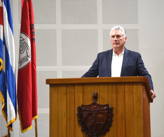 Toman medidas para enfrentar compleja situación con combustibles