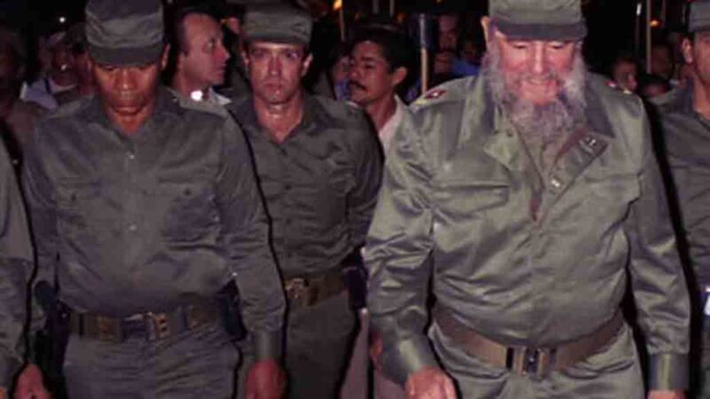 Reconoce presidente de Cuba labor de Dirección de Seguridad Personal