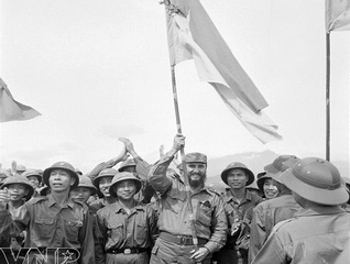 Exaltan en Vietnam profundo significado de visita de Fidel Castro