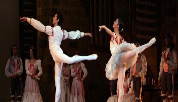 Anette Delgado y Dani Hernández en el jubileo del Ballet Nacional de Cuba