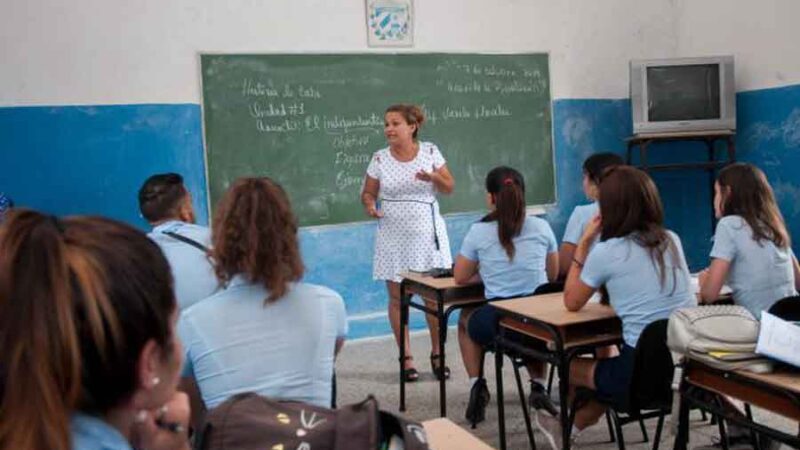 Supera Matanzas los mil 500 alumnos aspirantes a universidad