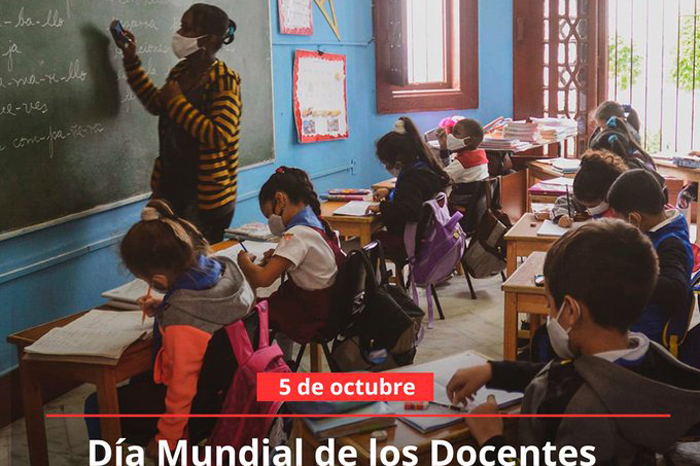 Saludan Día Mundial de los Docentes