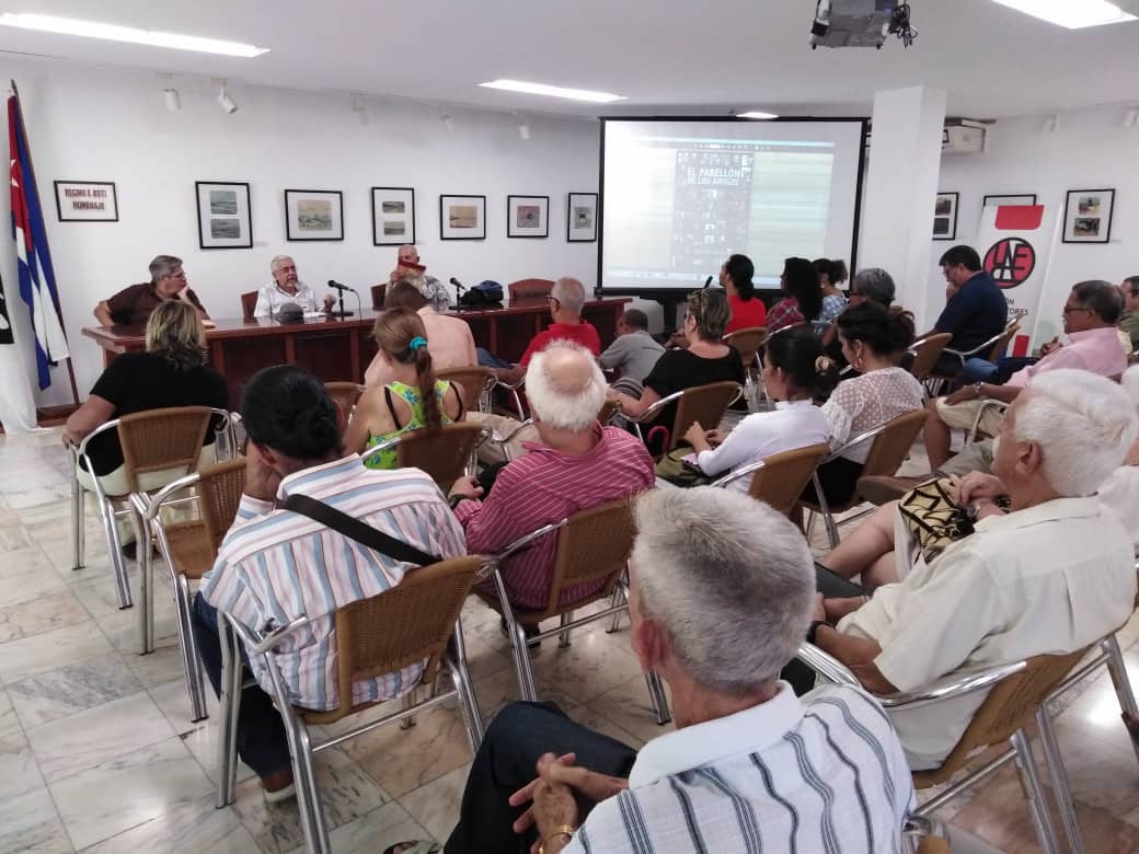 Espacio Letra digital presenta títulos del poeta y editor Norberto Codina en la Uneac