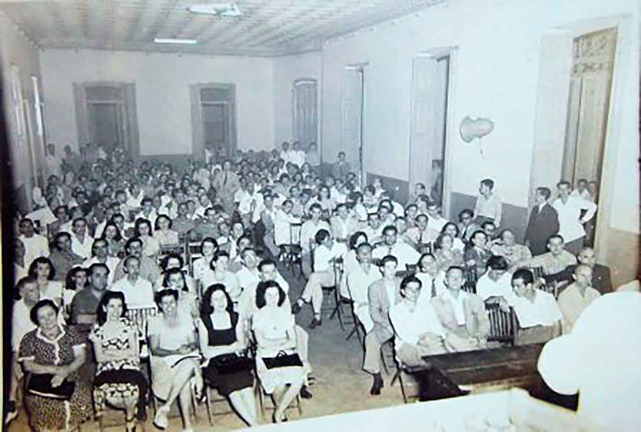 Presentan Memoria histórica de la Sociedad Progreso de Coles, de Blas Nabel Pérez Camejo