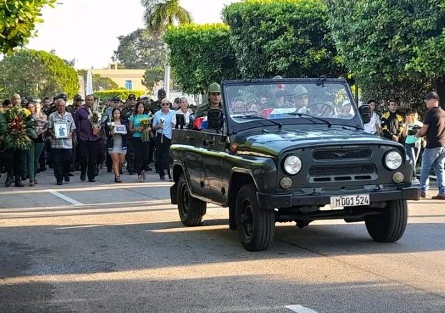Cuba despide a rescatistas fallecidos en derrumbe en La Habana