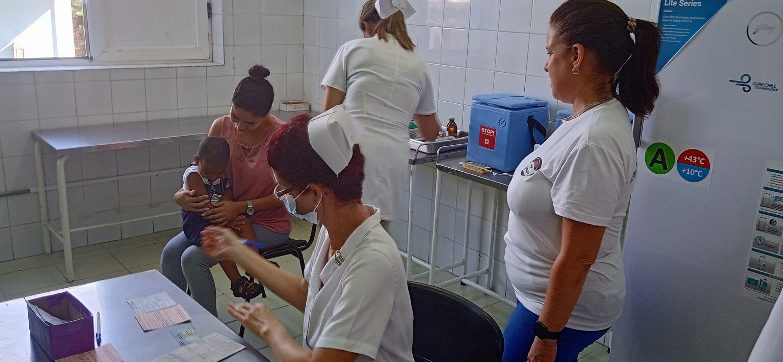 Inicia en La Habana estudio clínico con vacuna Quimi-Vio para población pediátrica
