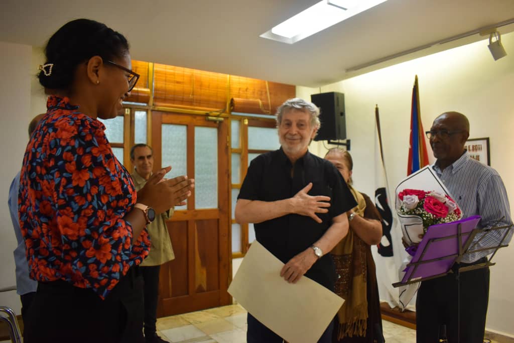 Eduardo Kusnir confesó sentirse muy feliz y emocionado de regresar a Cuba después de seis décadas