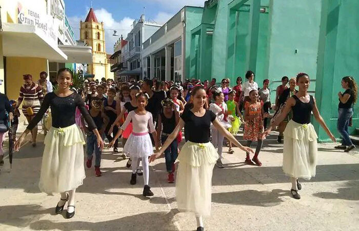 Arte joven por la Paz en Camagüey