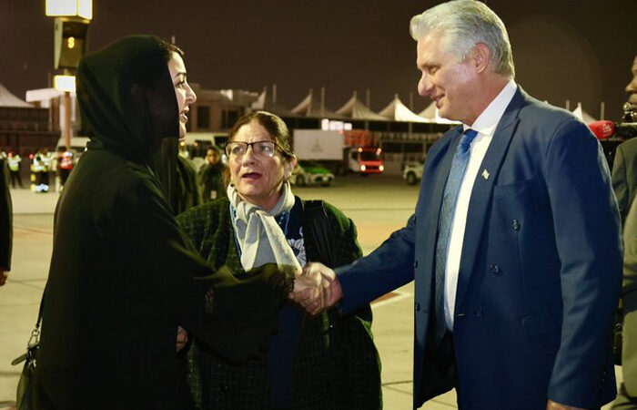 Presidente cubano en los Emiratos Árabes Unidos