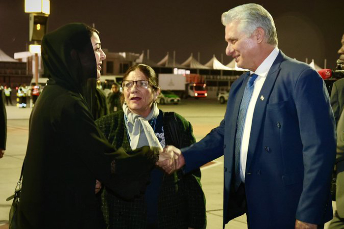 Presidente cubano en los Emiratos Árabes Unidos