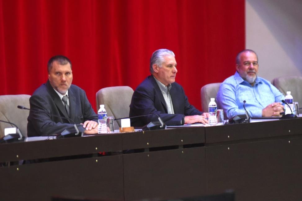 Presidente de Cuba en la inauguración de Encuentro de Economistas