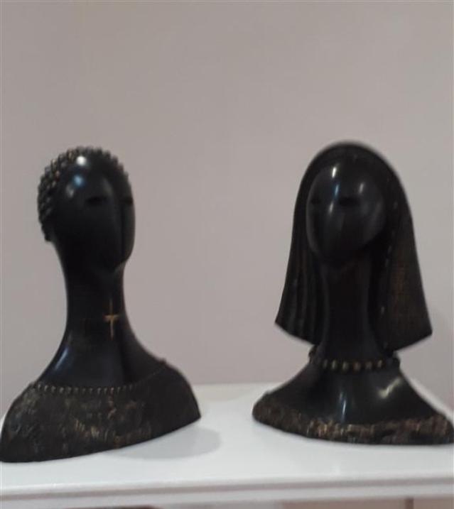 Inaugura exposición personal artista cubano de la plástica Roberto Diago