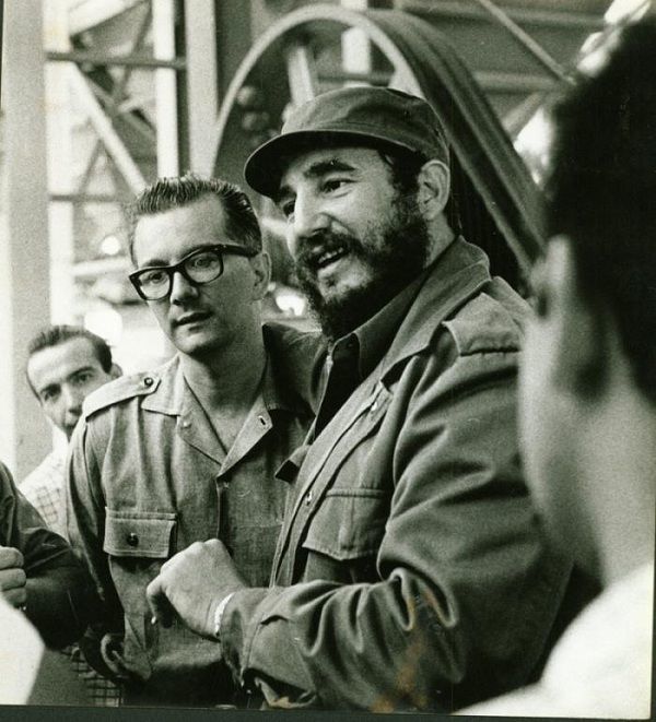 Prestigiosos intelectuales realizan hoy panel Visión de Hart sobre Fidel