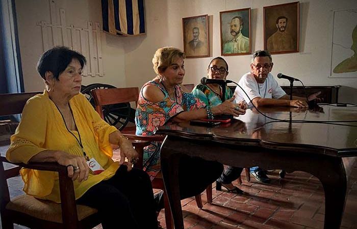 La Radio Cubana de intercambio en Holguín