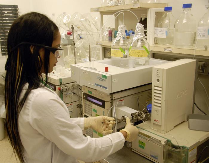 Bloqueo estadounidense agudiza carencia de medicamentos en Cuba
