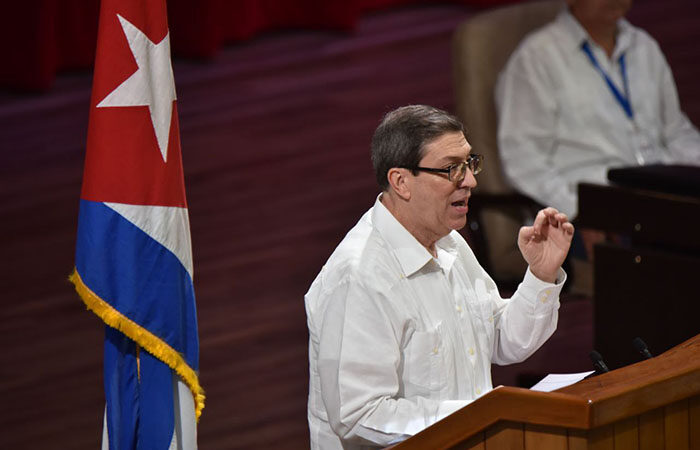 Bruno Rodríguez en Conferencia La Nación y la Emigración: “nos honra que estén en la Patria”