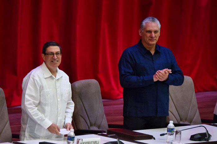 Participa Díaz-Canel en IV Conferencia La Nación y la Emigración