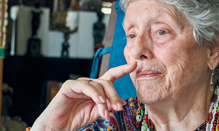 Lamentan fallecimiento de la investigadora y ensayista Natalia Bolívar